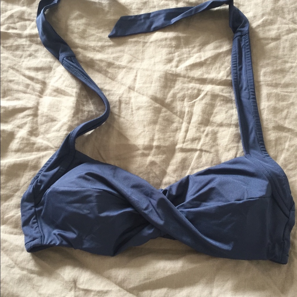 SOLD.  Badgley Mischka Bikini Top. EUC.